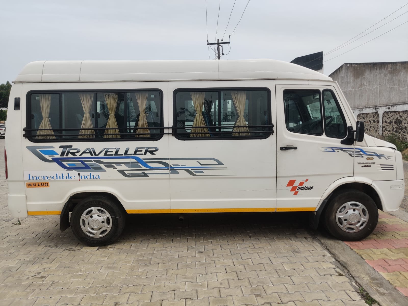 Tempo Traveller 12 Seater  Non AC