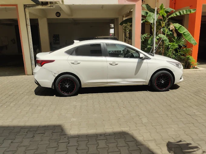 Hyundai Verna 4 Seater AC